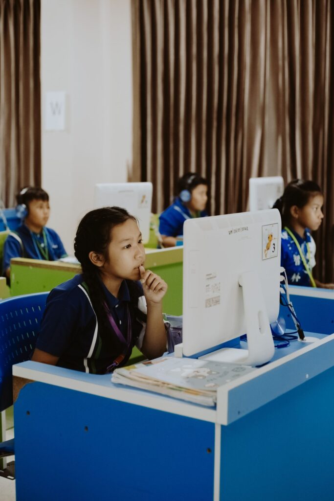 Students at lab stations, a layout that suits an XR lab for colleges